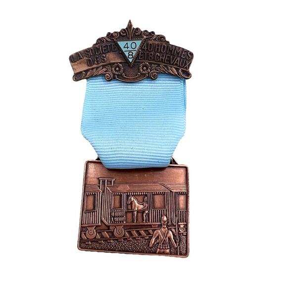 Vintage Copper Medal Ribbon American Legion La Societe des 40 Hommes ET8 Chevaux - Picture 1 of 5